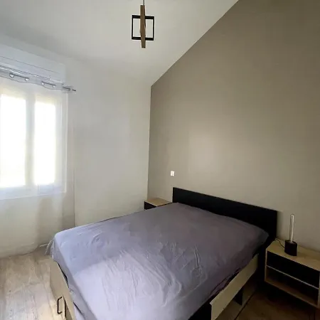 Dom wakacyjny Pleasant Townhouse With Free Parking *