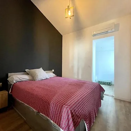 Pleasant Townhouse With Free Parking Dom wakacyjny Saint-Cyprien (Pyrenees-Orientales)