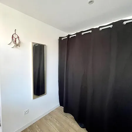 Dom wakacyjny Pleasant Townhouse With Free Parking Saint-Cyprien (Pyrenees-Orientales)